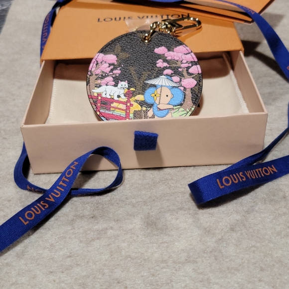 New LOUIS VUITTON Christmas 2021 Animation,Japan Bag Charm & Key Holder,Limited - Picture 11 of 16